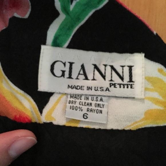 SOLD | Floral Body Con Dress by Gianni Petite - Picture 3 of 3